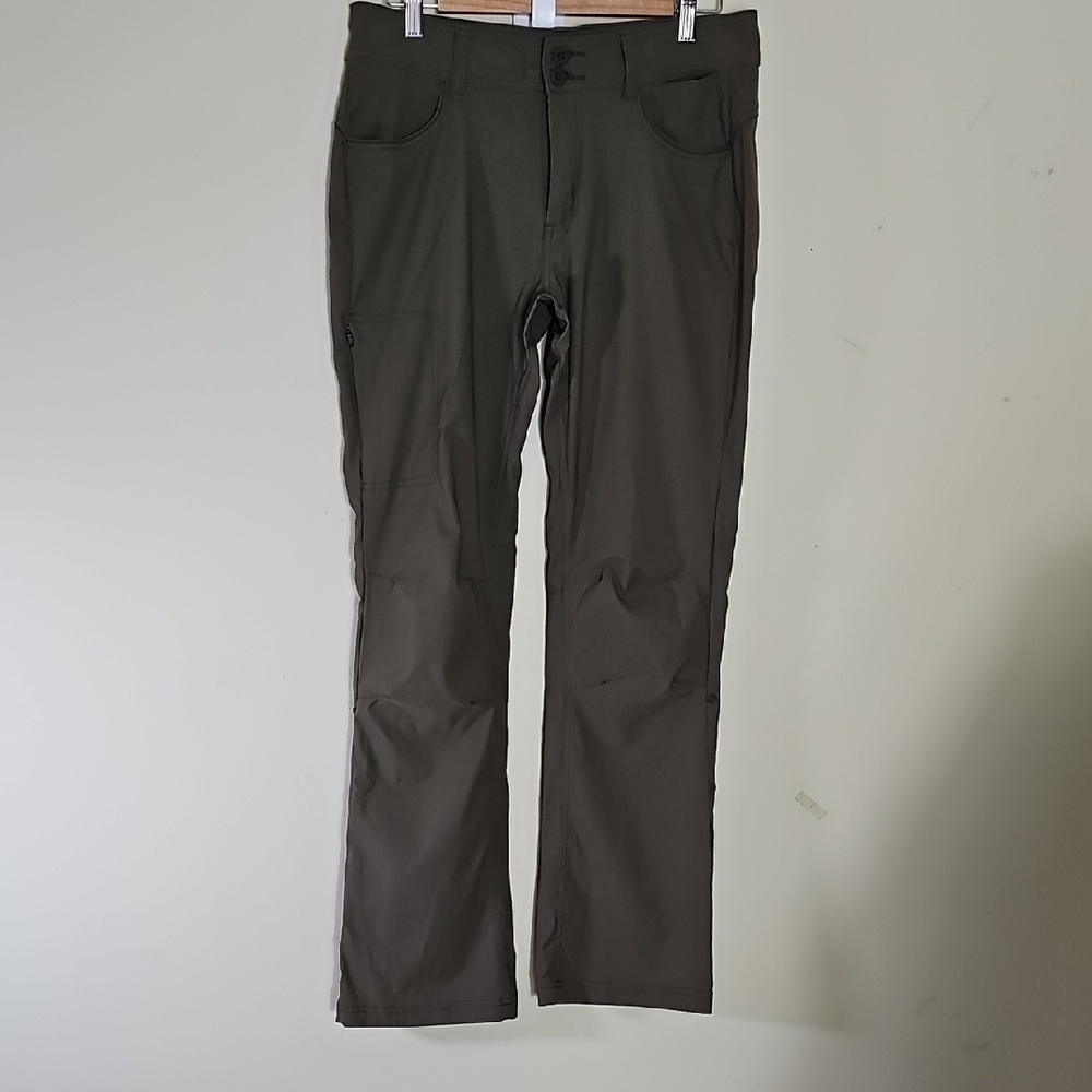 Prana Gray Straight Leg Pants for Outdoor Adventures